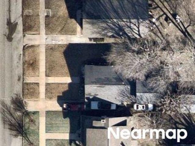 N Denver Ave