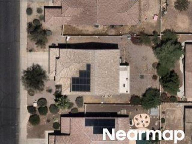 N Desert Willow St