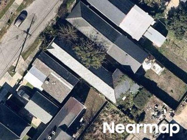 N Derbigny St