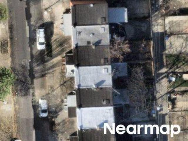 N East Ave