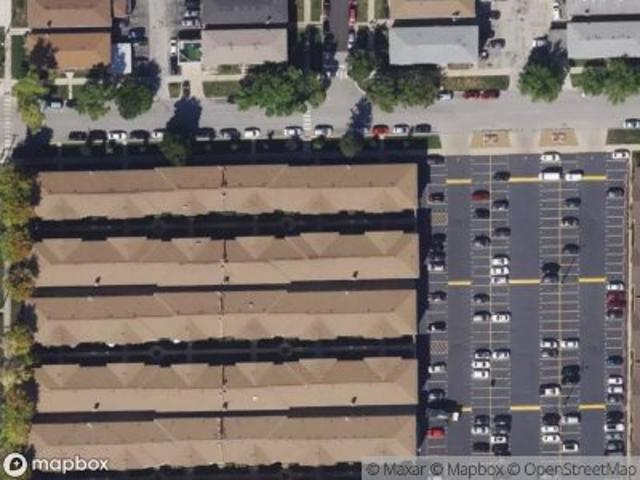 N East River Rd Unit 113