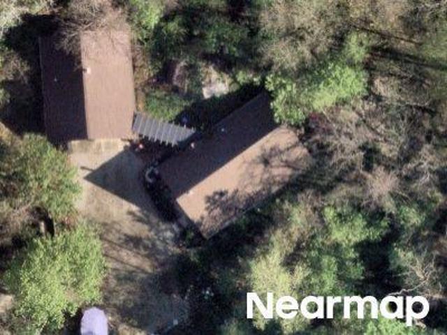 N Edgewood Dr