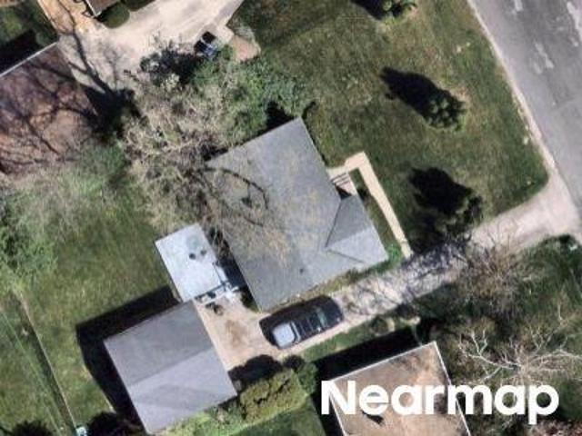 N Edgeworth Dr