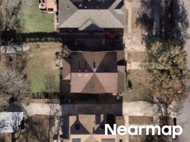 N Ellison Ave