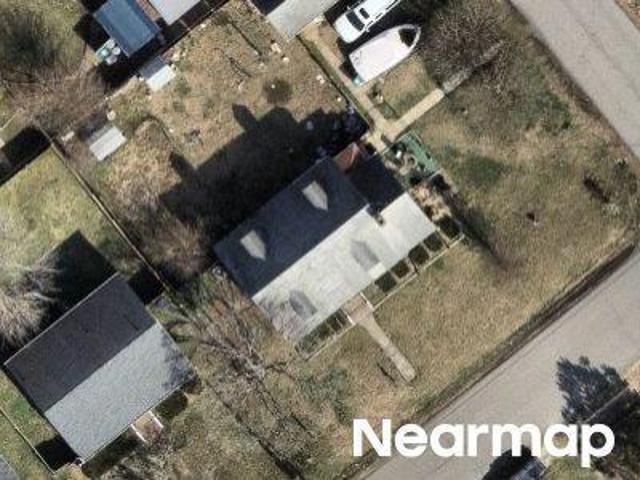 N Elm Ave