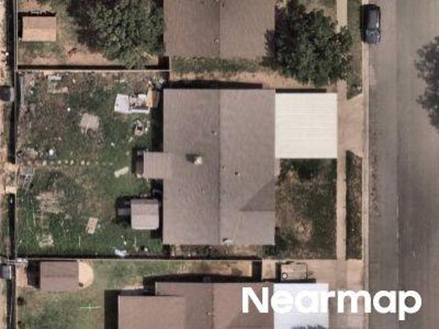 N Englewood Ave