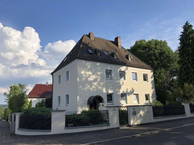 N Erlenstegen: großzügige 2,5 Zi. Wohnung in freistehendem Haus von Privat
