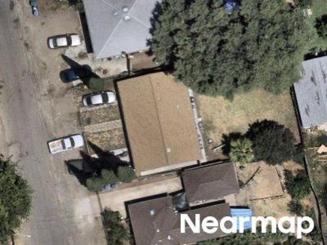 N Funston Ave