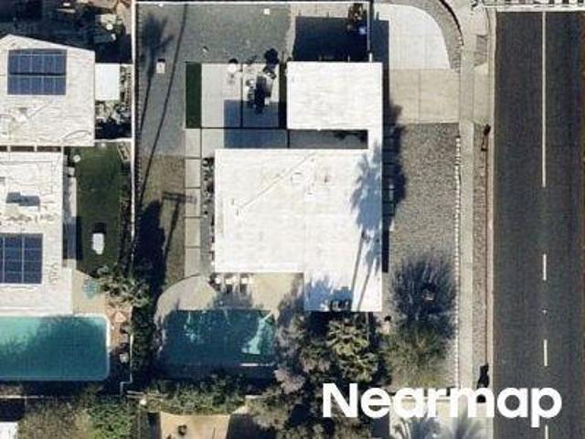 N Farrell Dr
