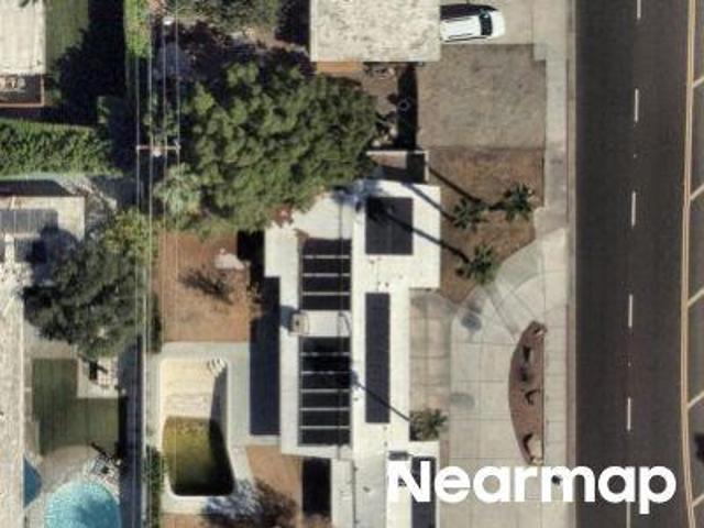 N Farrell Dr