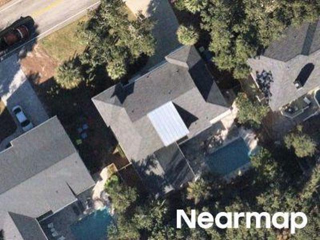 N Forest Beach Dr
