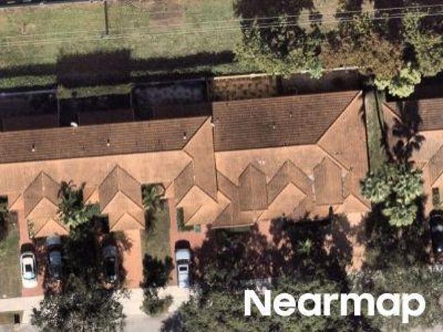 N Forest Oak Cir