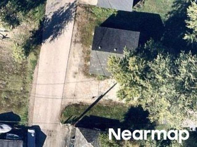 N Fox River Dr