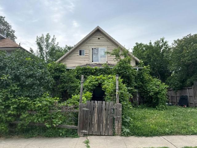 N Franklin Ave