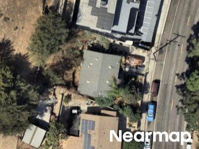 N Gage Ave