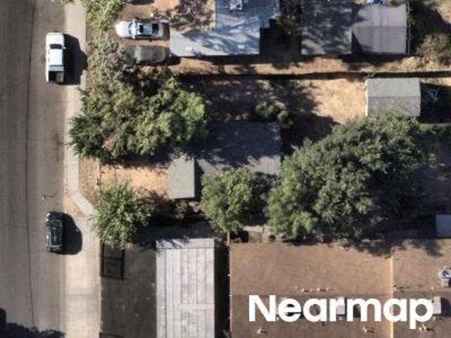N Glenn Ave