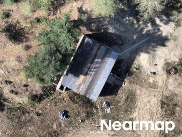 N Greenleaf Woods Ln