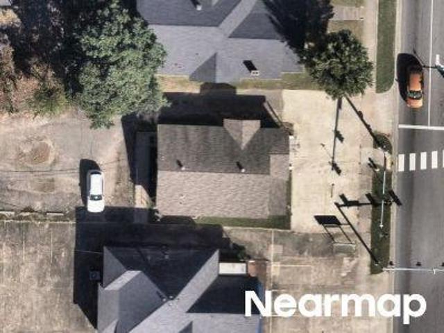 N Greenwood Ave