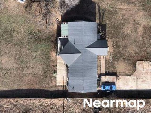 N Harrah Rd