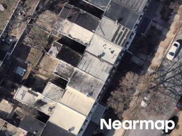 N Harrison St