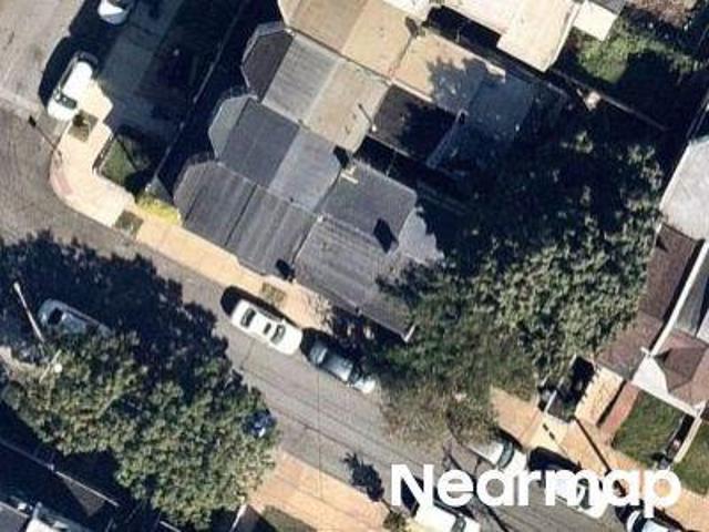 N Harrison St