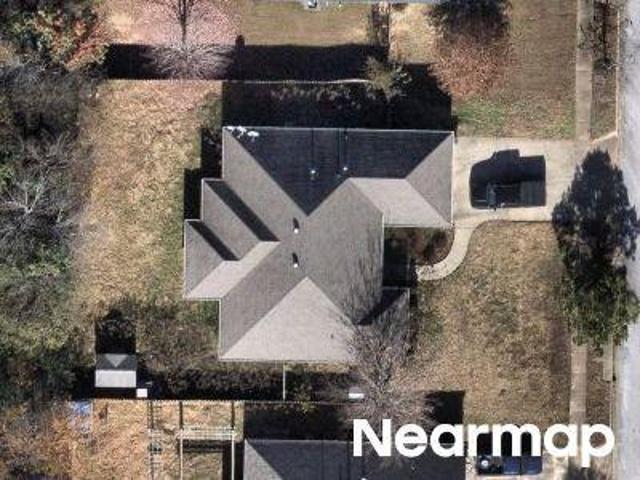 N Hatterly Ln