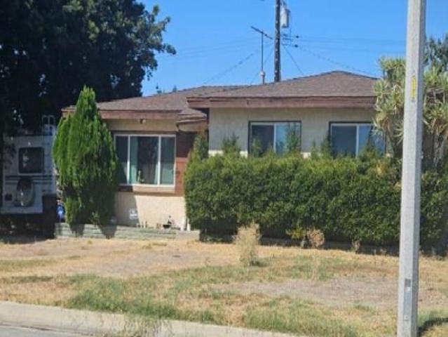 N Heathdale Ave