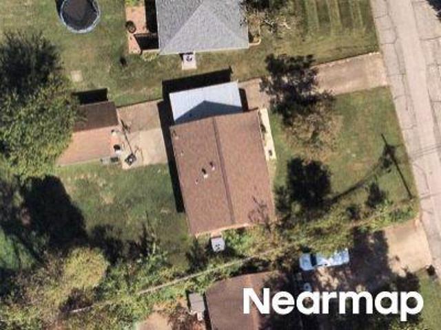 N Helfrich Ave