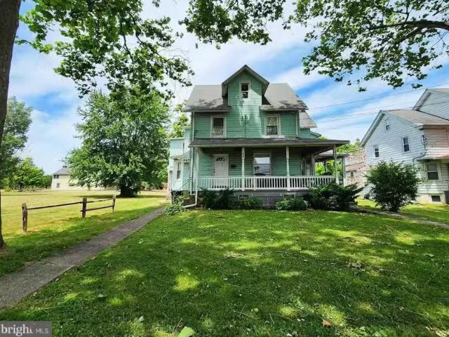 N Hellertown Ave, Quakertown, PA 18951 MLS PABU2120590