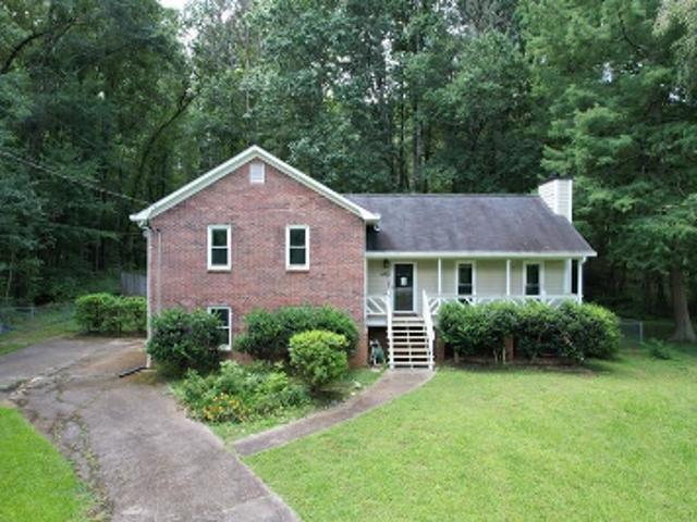 N Hickory Ln