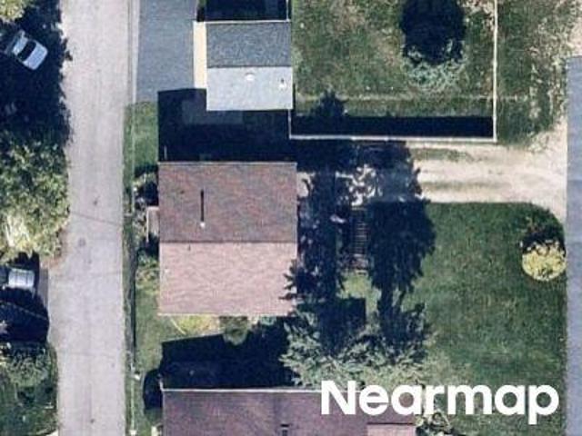 N Hickory Ln