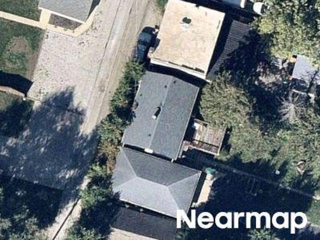 N Hickory St