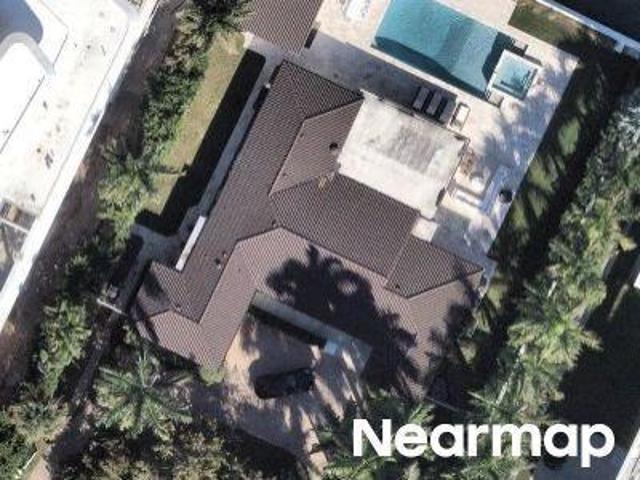 N Hibiscus Dr