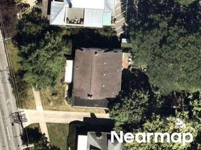 N High St