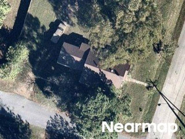 N Hill St