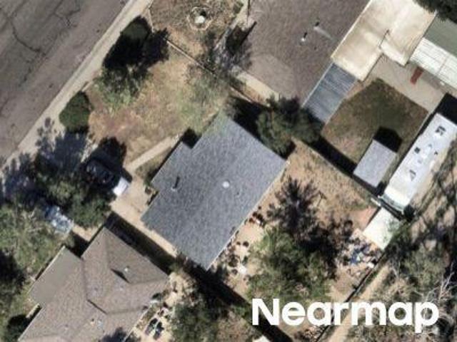 N Iowa Ave