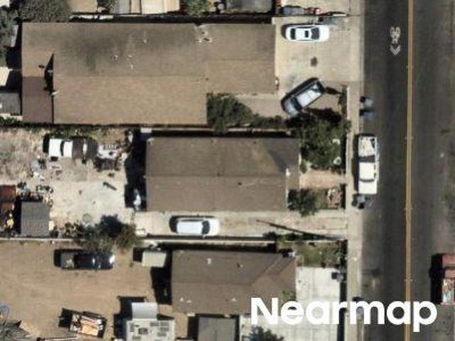 N Juanita Ave