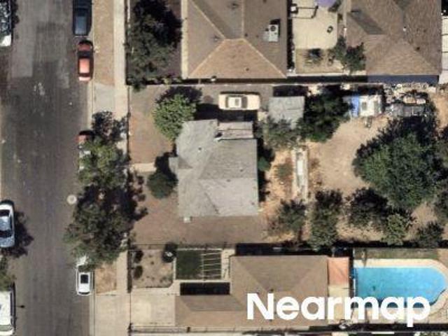 N Jackson St