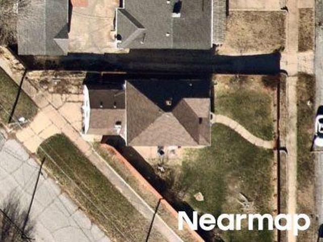 N Jefferson St