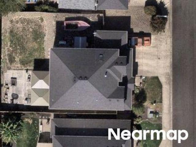 N Jefferson St