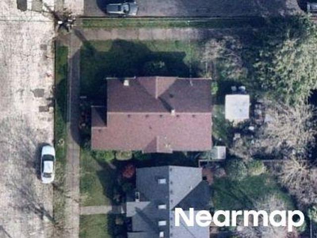 N Kerby Ave