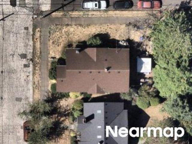 N Kerby Ave