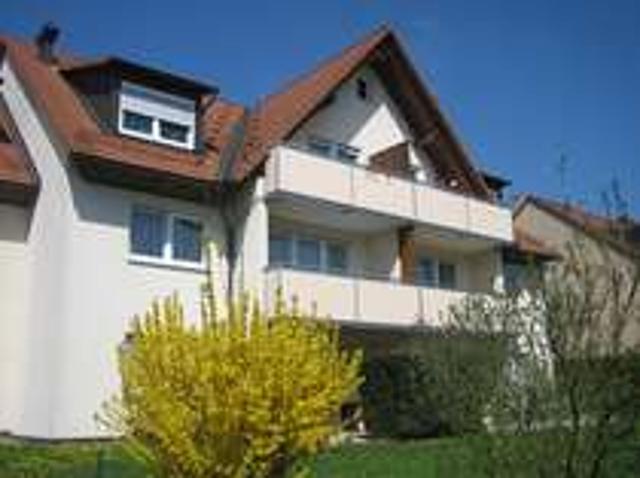 N Kornburg: 3 Zimmer Wohnung mit Balkon