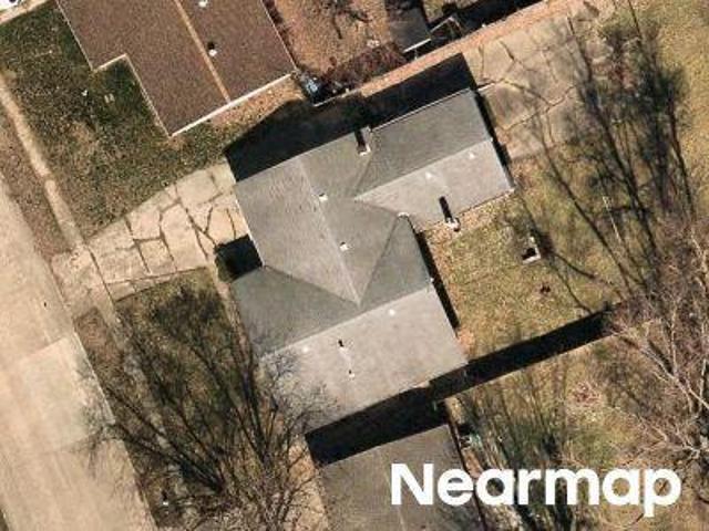 N Lynhurst Dr