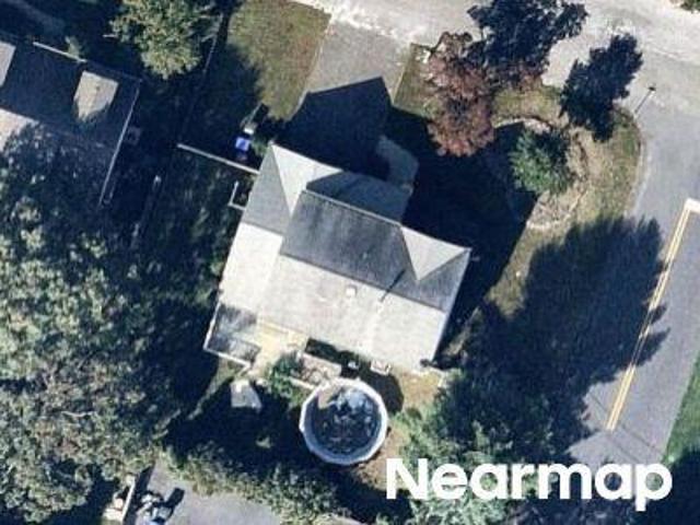 N Lake Dr