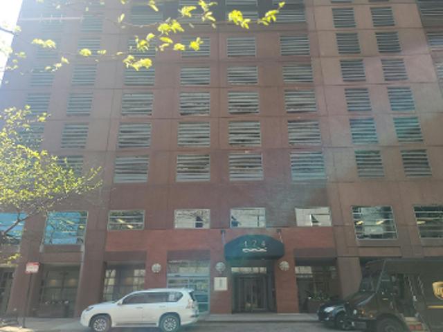 N Lake Shore Dr Apt