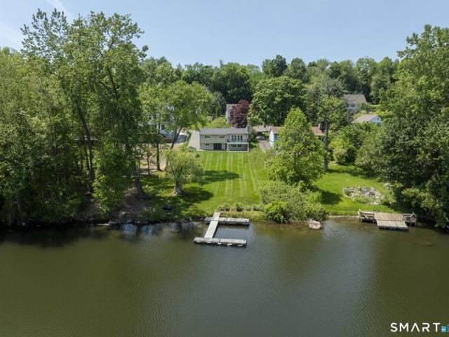N Lake Shore Dr, Brookfield, Home For Sale