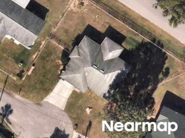 N Lakeshore Dr