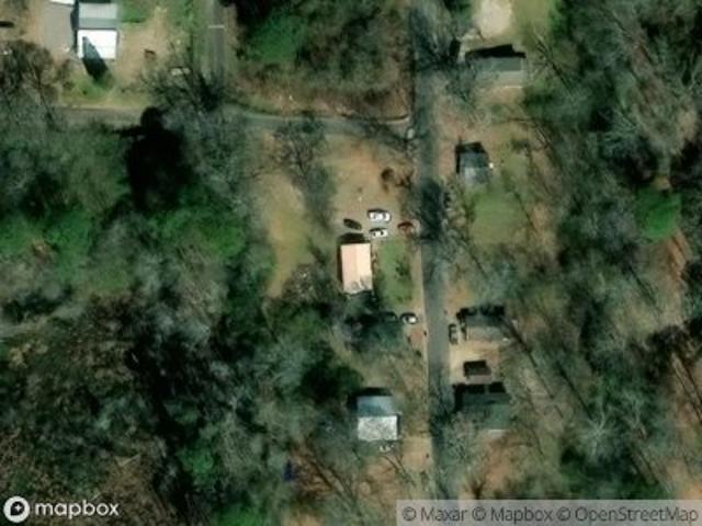 N Laurel St