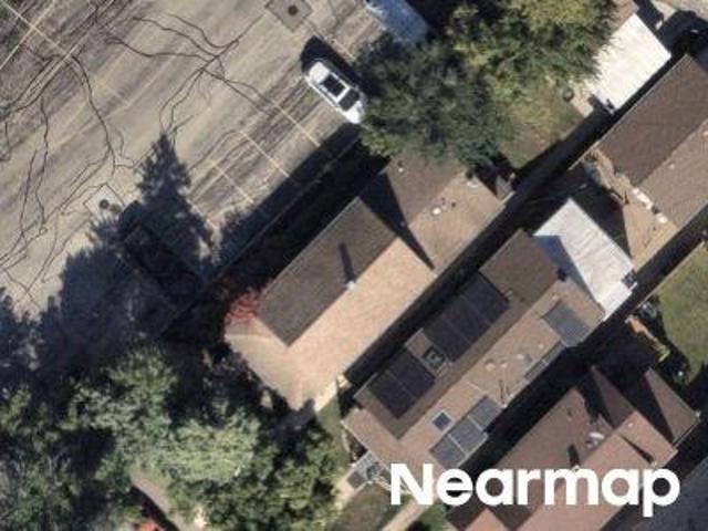 N Leavenworth Ave